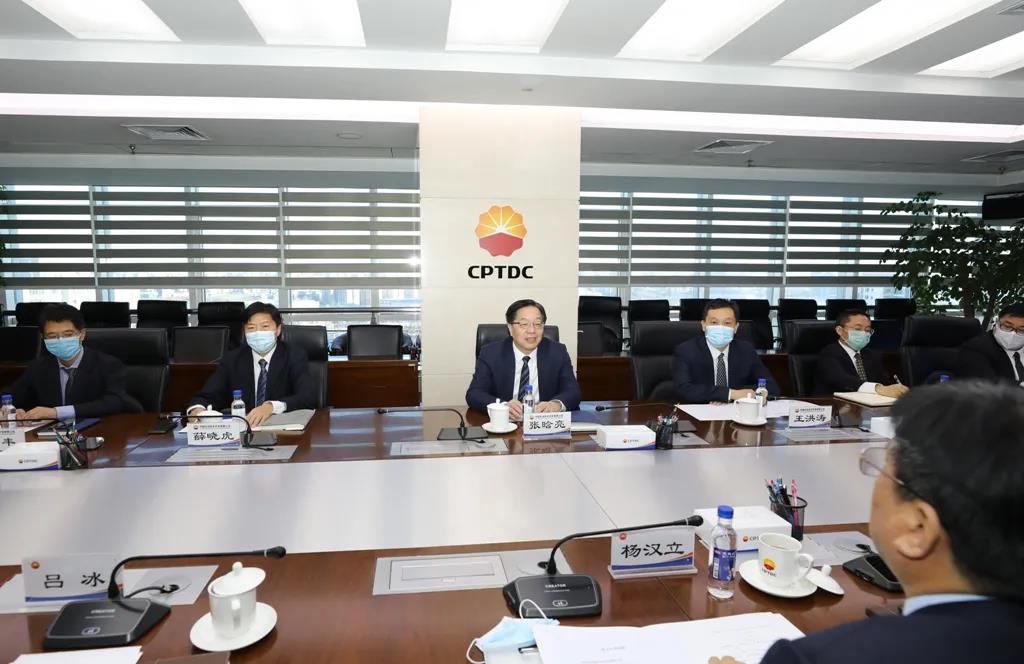 中国石油技术开发有限公司与南阳二机集团签署全面战略合作协议 中国石油技术开发有限公司与南阳二机集团签署全面战略合作协议